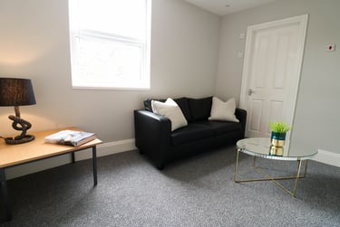 2 bed house, Armada street, North hill, Plymouth, PL48LZ - Image 6